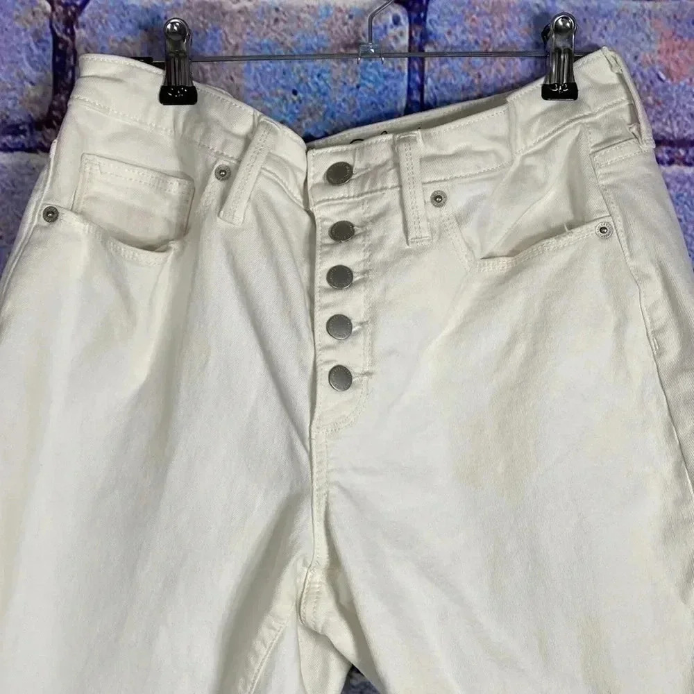 Universal thread womens white jeans size 10/30R - Picture 2 of 7